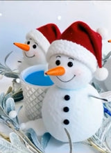 Load image into Gallery viewer, Snowflakes &amp; Cashmere
