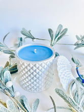 Load image into Gallery viewer, Snowflakes &amp; Cashmere

